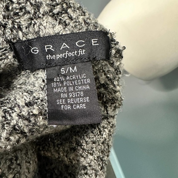 Grace Turtleneck Gray Poncho Style Sweater S / M - Picture 6 of 6